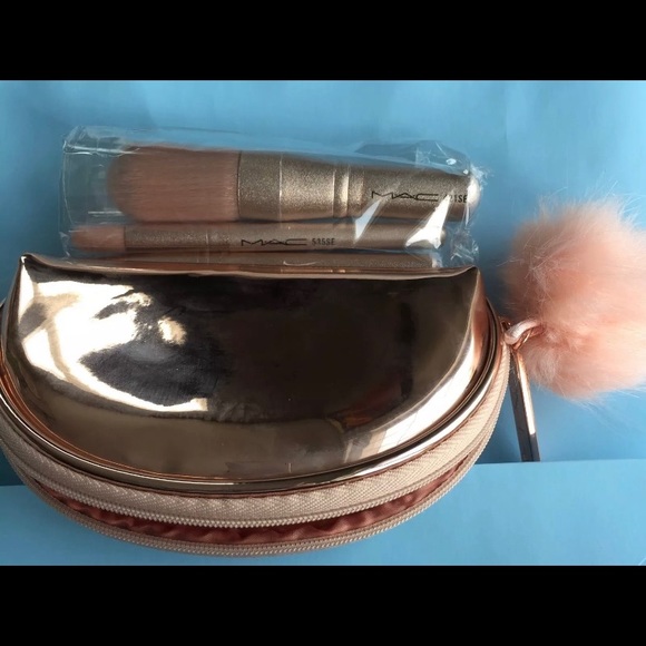 Blush Brush Set - Picture 3 of 5